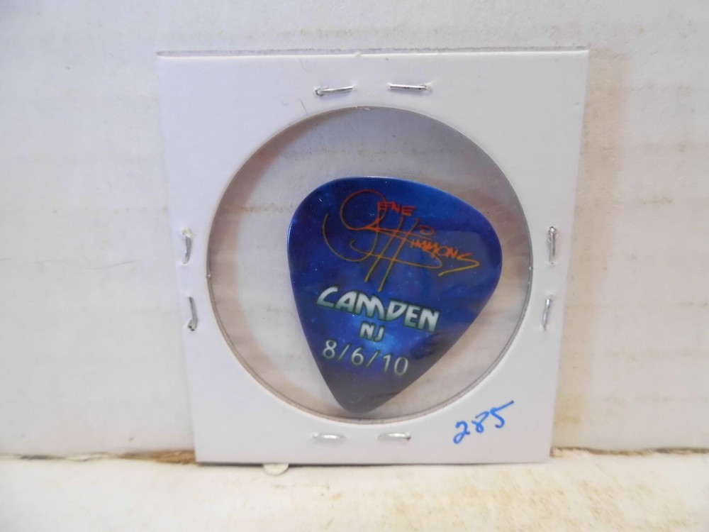 KISS "GENE SIMMONS" 8/06/2010 GUITAR PICK~READ DESCRIPTION #11~17