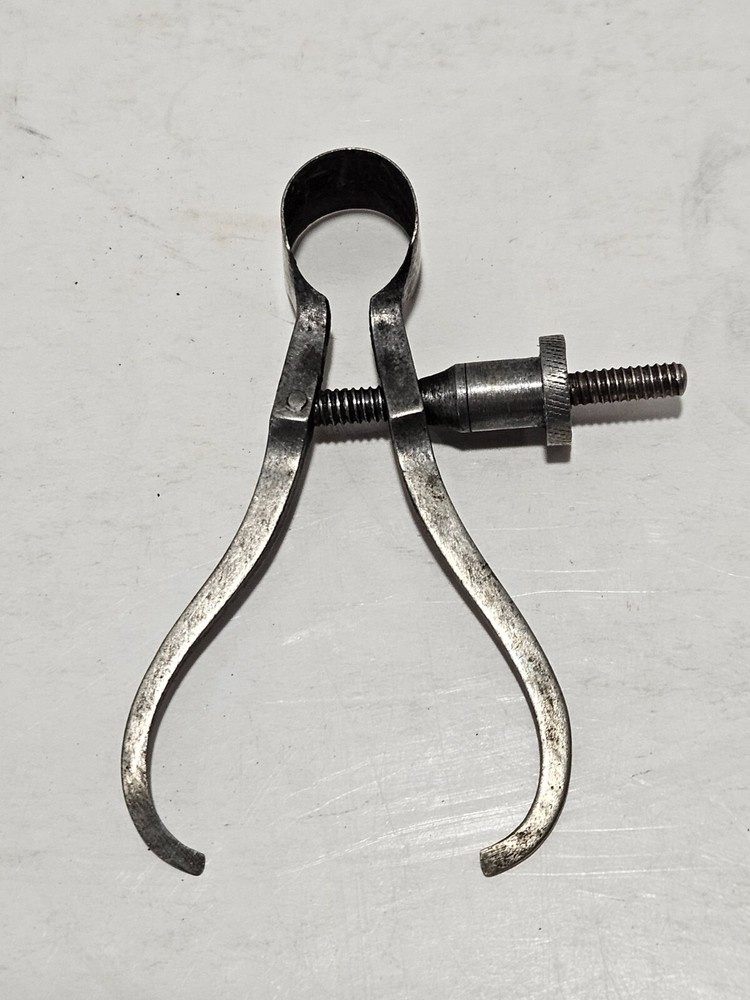 Vintage 2 3/4" Flat Leg Outside Calipers Unmarked
