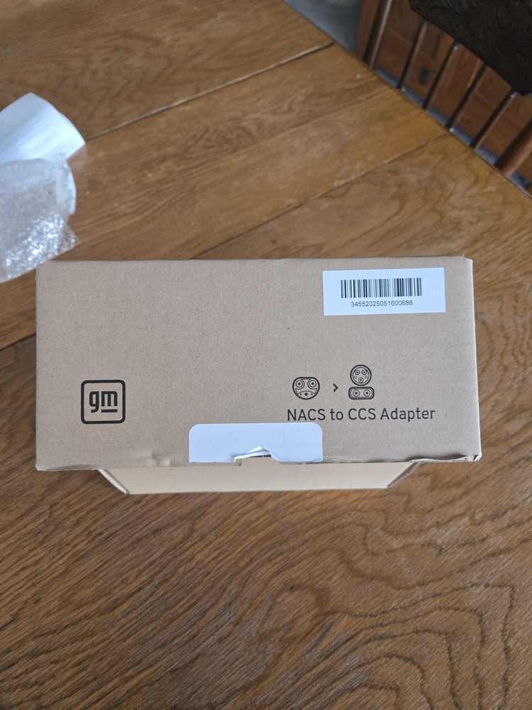 NACS to CCS ADAPTER GM