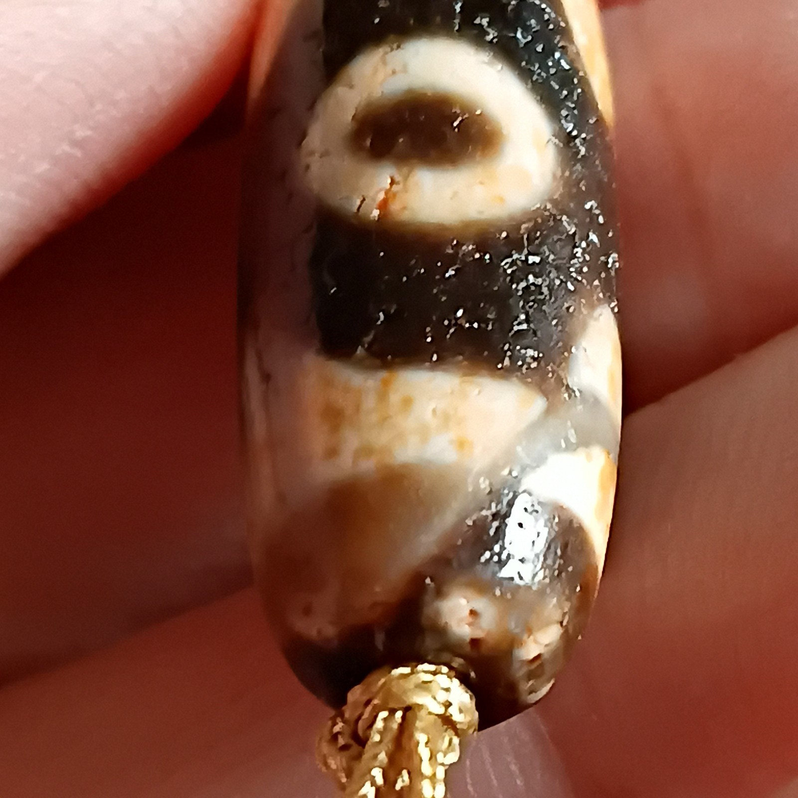 Tibetan Agate Pre 1800s 3 eye Dzi Bead Necklace