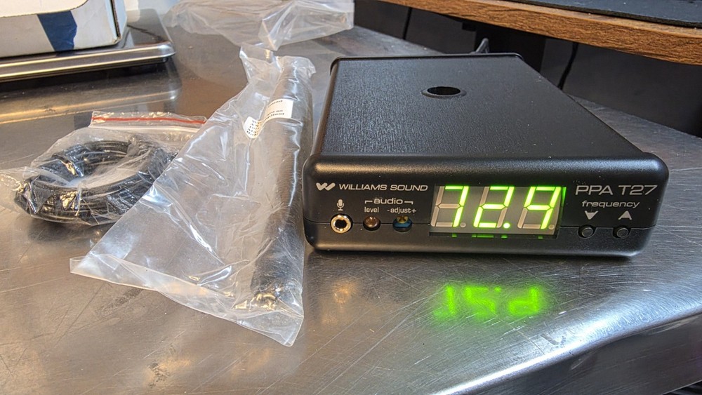 Williams Sound PPA T27 Personal PA Compact FM Transmitter, Black