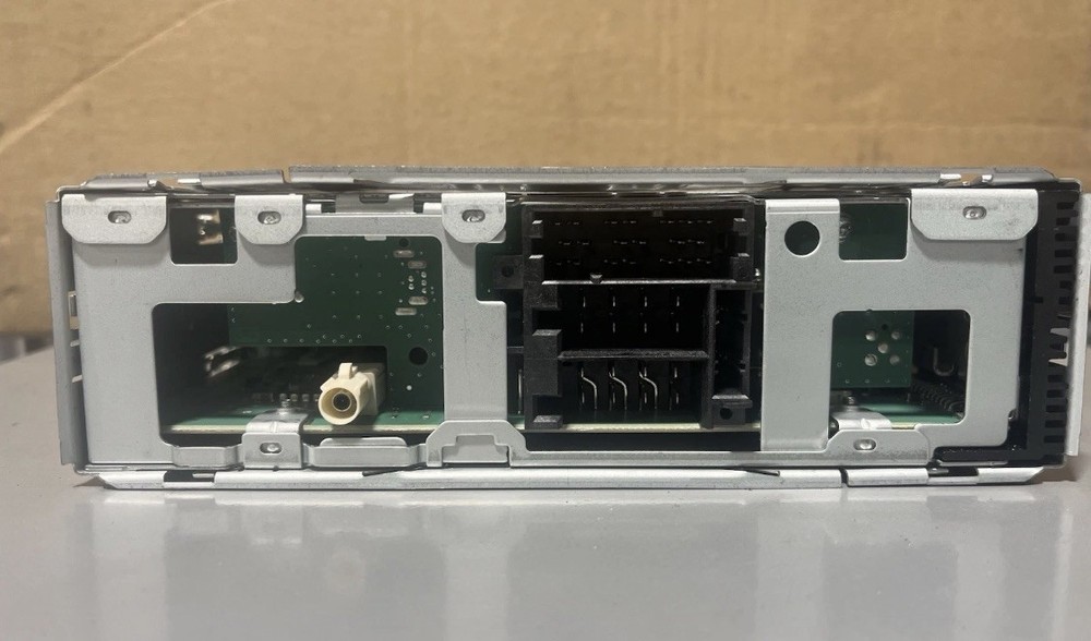 Concert Class DEA700 Radio