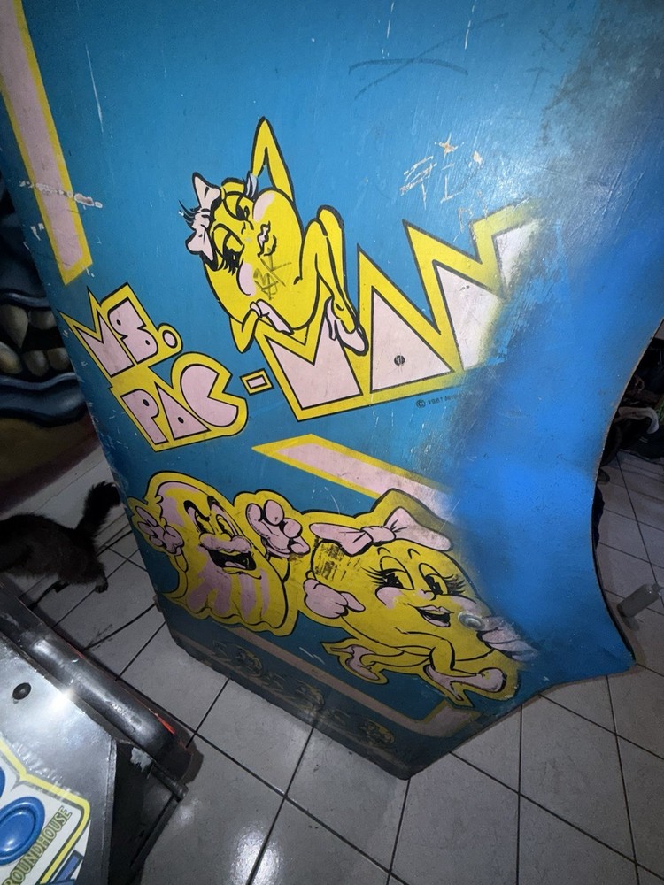 MS PAC-MAN ARCADE MIDWAY 1981 MACHINE