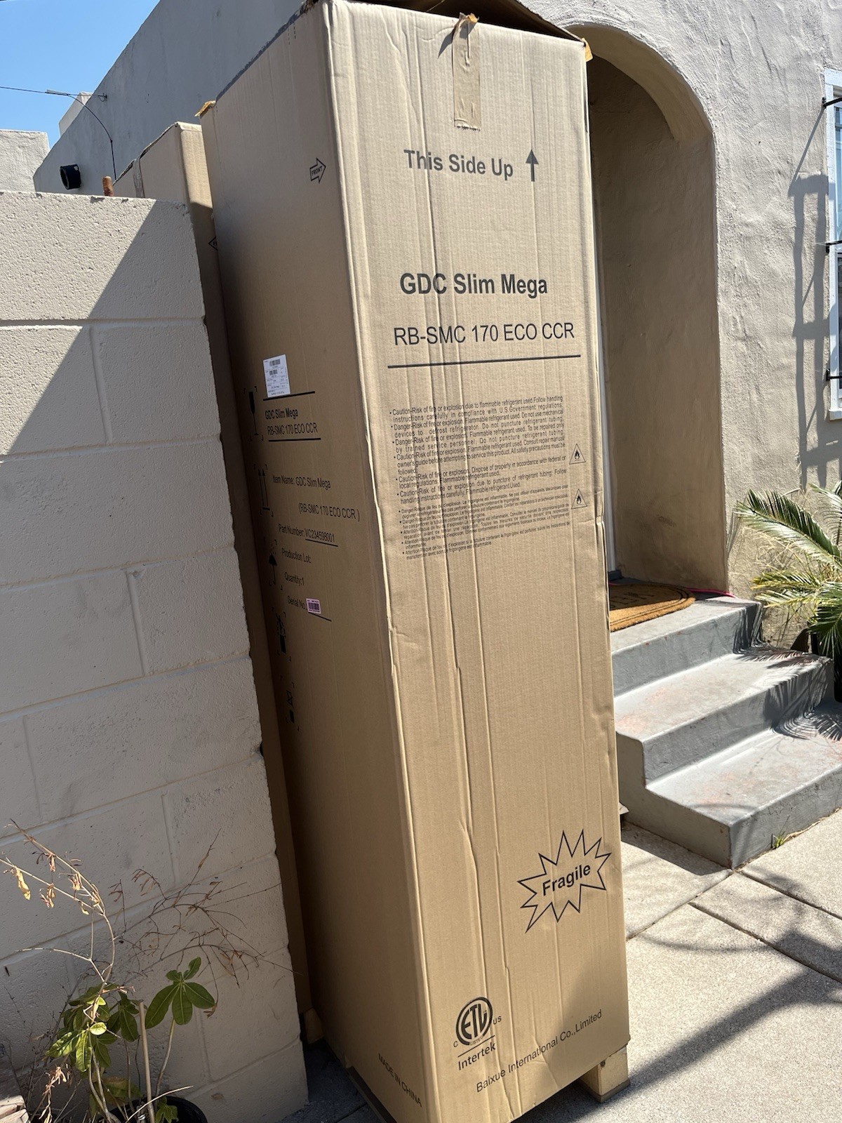 Red Bull GDC Slim Mega Fridge RB-SMC 170 ECO CCR