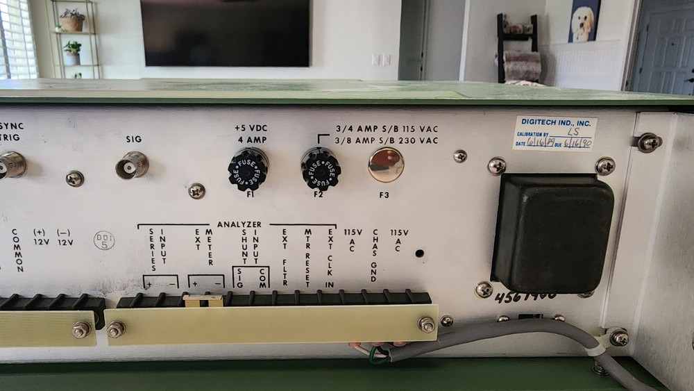Digitech 2002-08 signal generator / distortion analyzer Rare