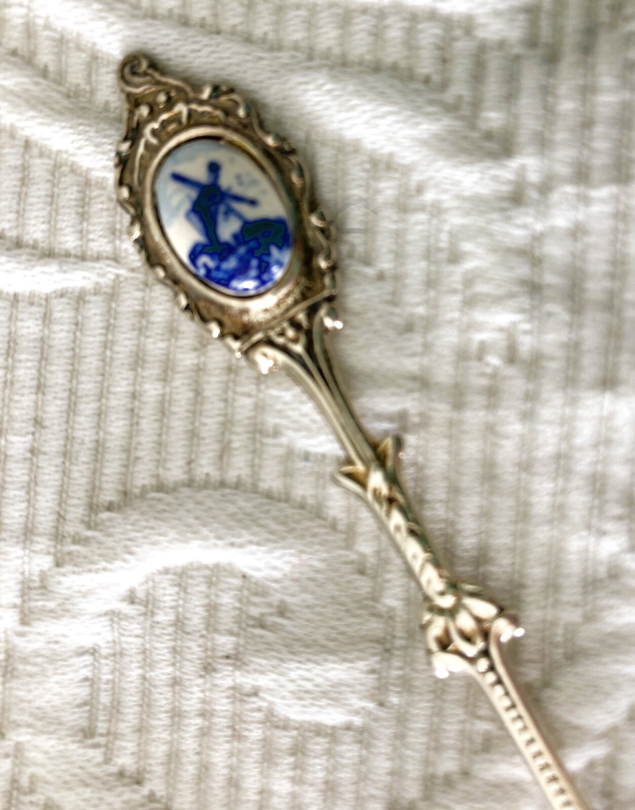 Vintage Silverplate Dutch 90 SOUVENIR SPOON Delft Windmill Lute Player VERY NICE
