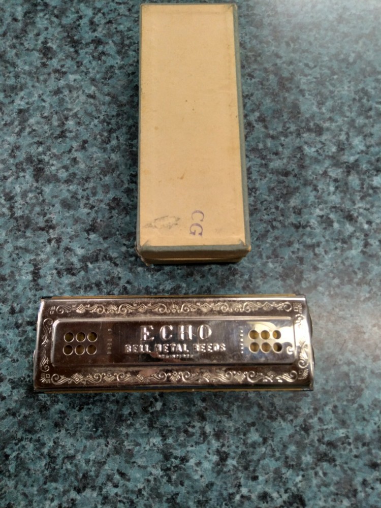 VTG HOHNER ECHO HARP HARMONICA W/ORIGINAL BOX
