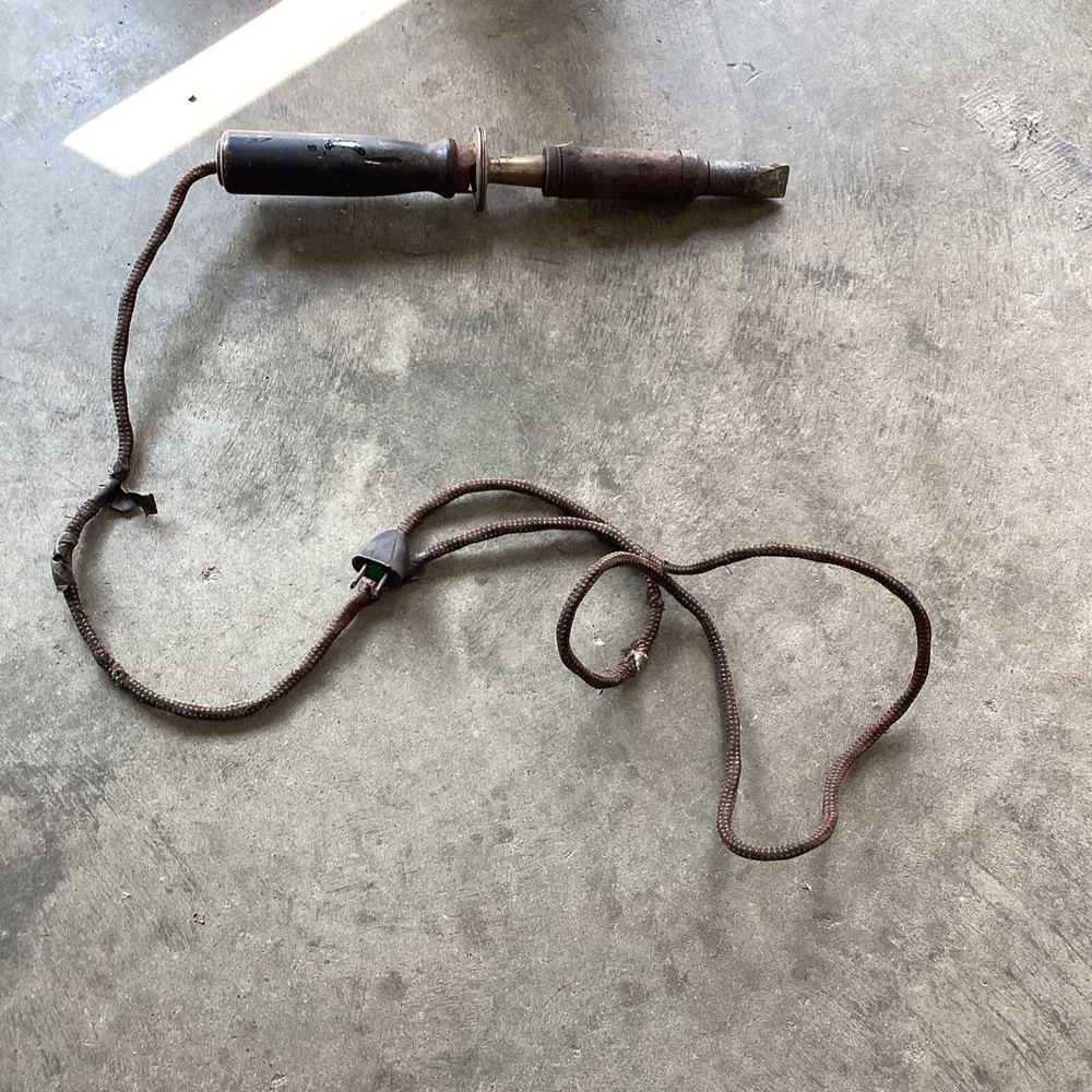 Vintage HD Solidarity iron tested