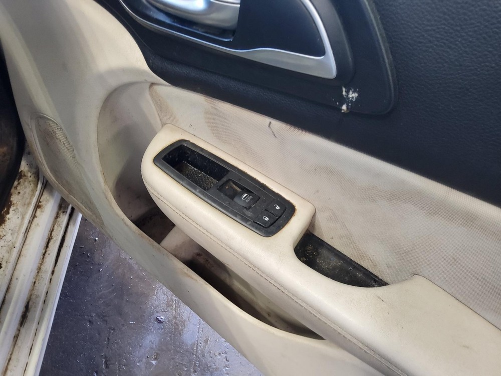 Used A/C Selector Switch fits: 2015 Chrysler 200 automatic temperature control d