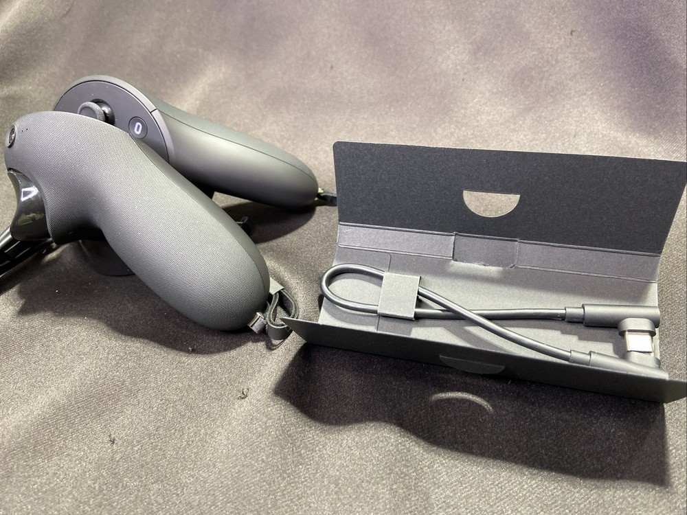 Meta Quest Pro Controllers With Compact Charging Dock