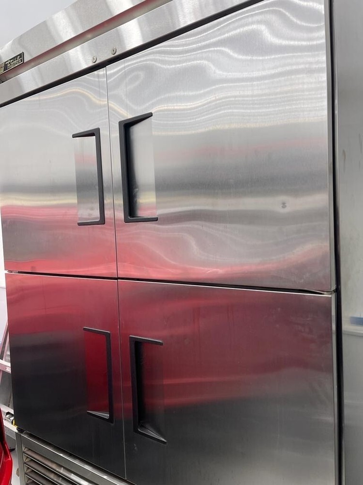 True Refrigeration Freezer Two Section Reach In Freezer (4) Solid Doors TS-49F-4