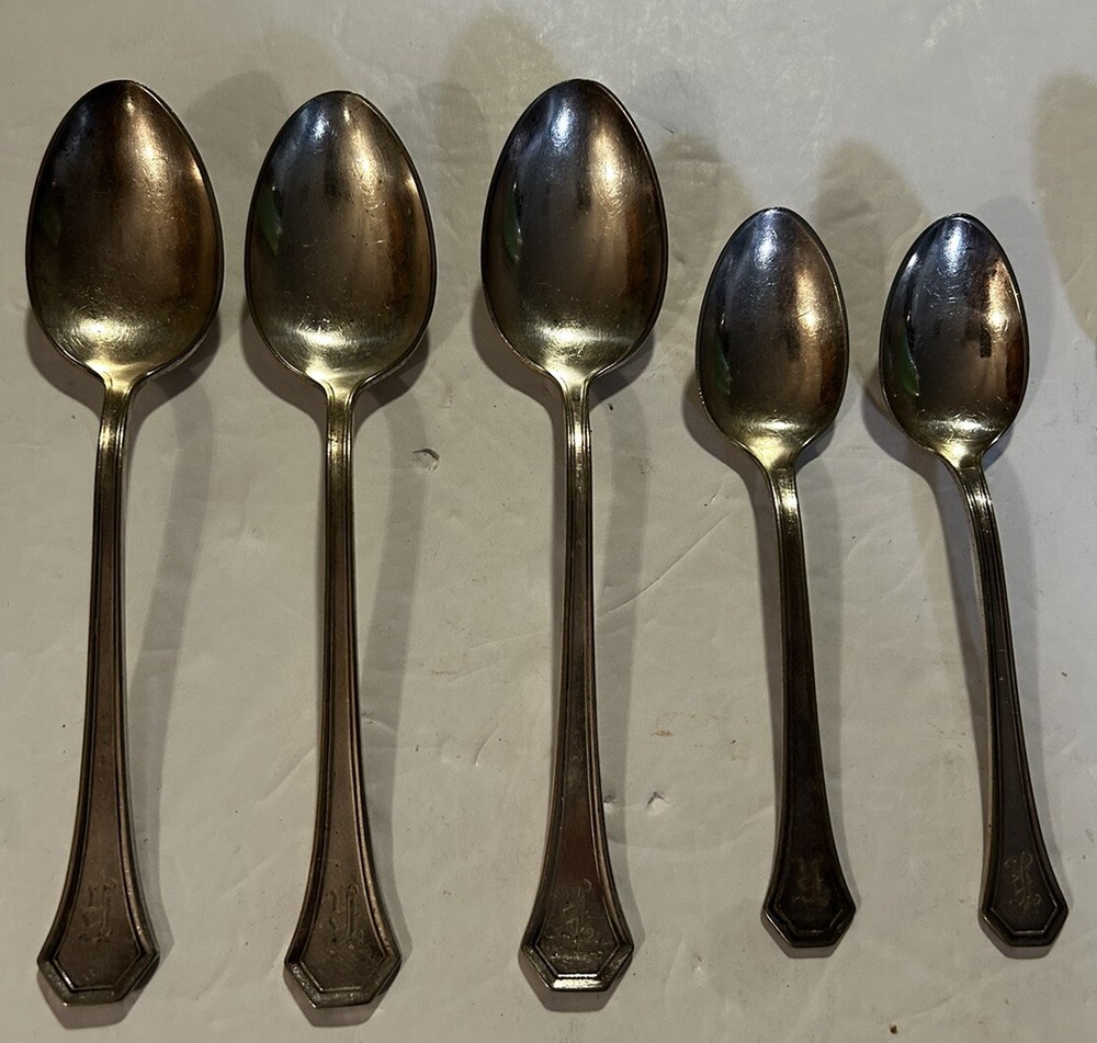 22 pc VTG Reed & Barton Pat Applied For Silverplate Monogrammed Handle Flatware