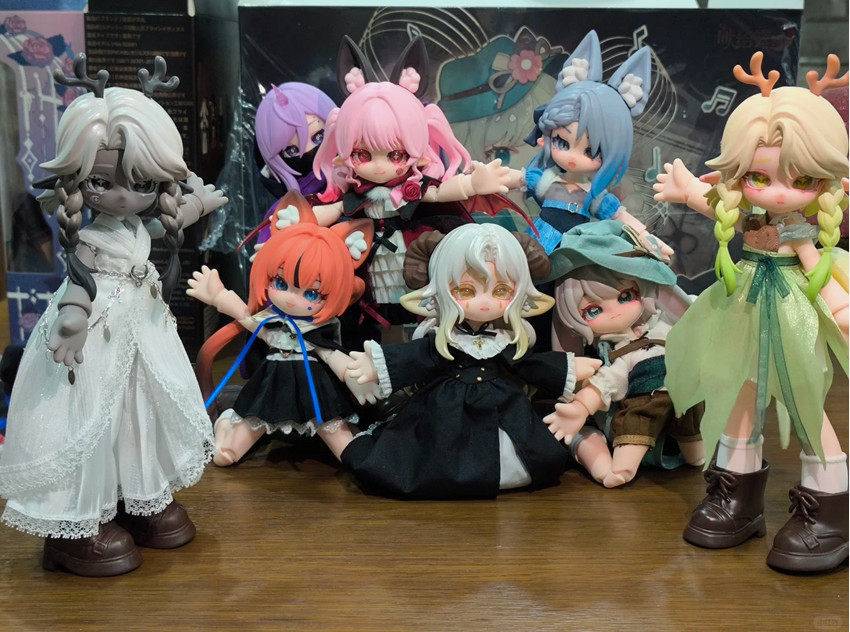 For Moon Luna Series Bjd Dressable Confirmed Action Figure Designer Toy Gift