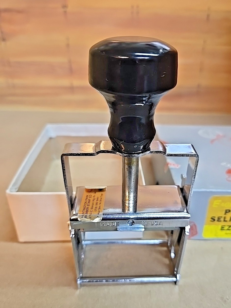 Vintage Eagle ZephyR EZP-52 Plain Self Inker Stamp