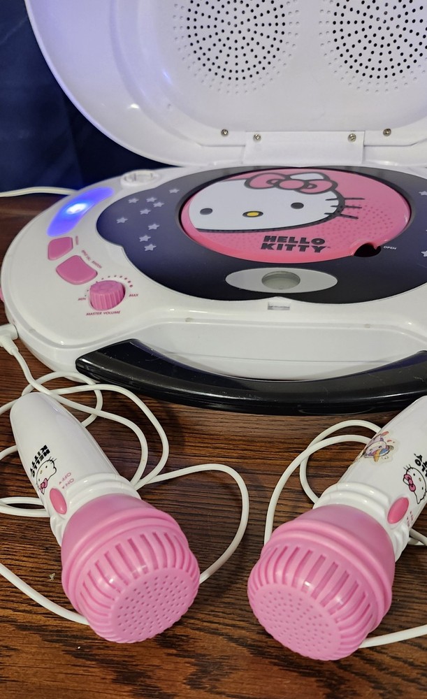 Rare Hello Kitty KT2003B CD Karaoke System CD Player 2 Microphones Fully Tested