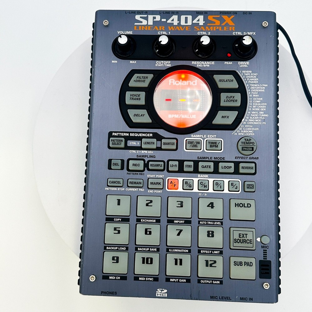 Roland SP-404SX Compact Linear Wave Sampler Tested Good Condition