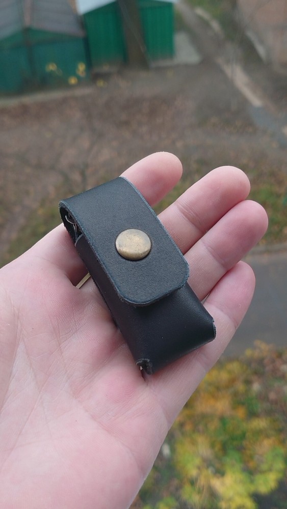 Leather case with belt loop for  Leatherman Micra