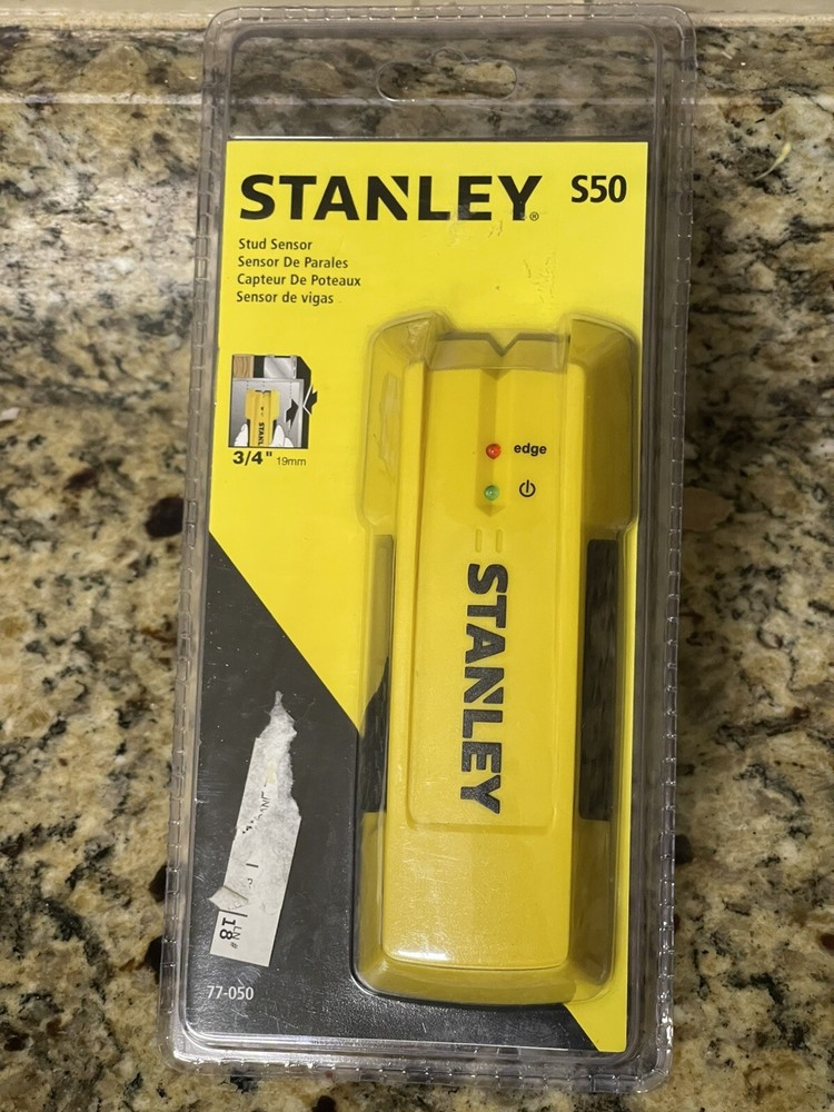 Stanley S50 Edge Detect Stud finder New