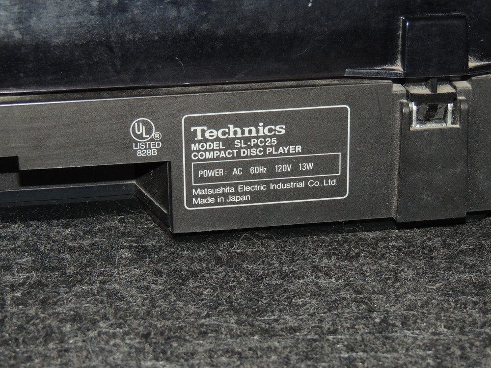 Technics SL-PC25 5 Disc CD Changer Player w/ Remote NO Cord