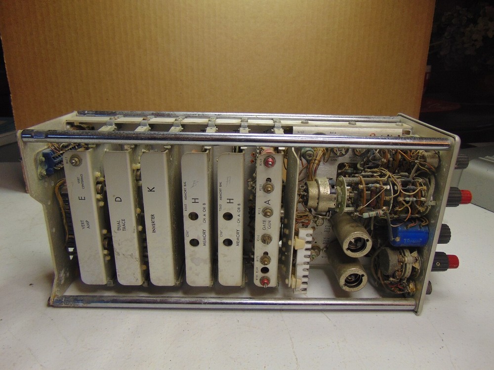 Tektronix 3S3 Sampling-Probe Unit Oscilloscope plug in module