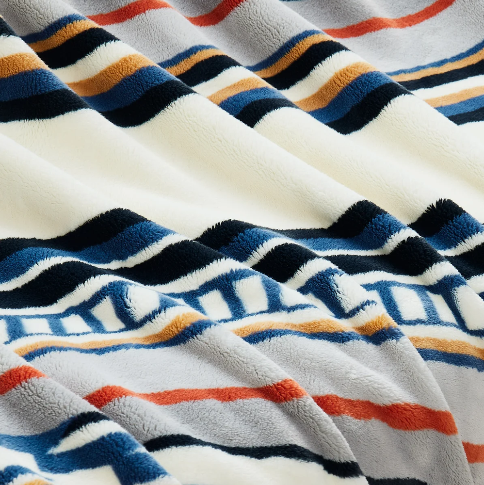 Pendleton Soft Plush Throw Saltillo Stripe 50" x 70" Colorful Stripes NWT