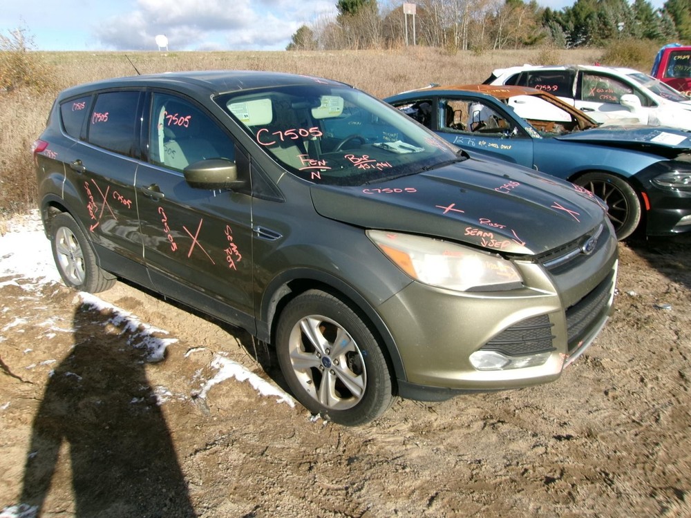 Used Transfer Case Assembly fits: 2013 Ford Escape Grade B