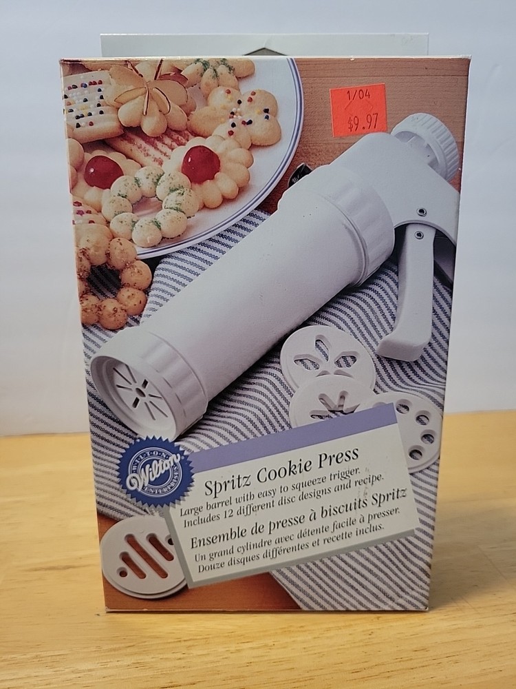 WILTON Spritz Cookie Press Box Set 12 Discs Complete Baking Cooking