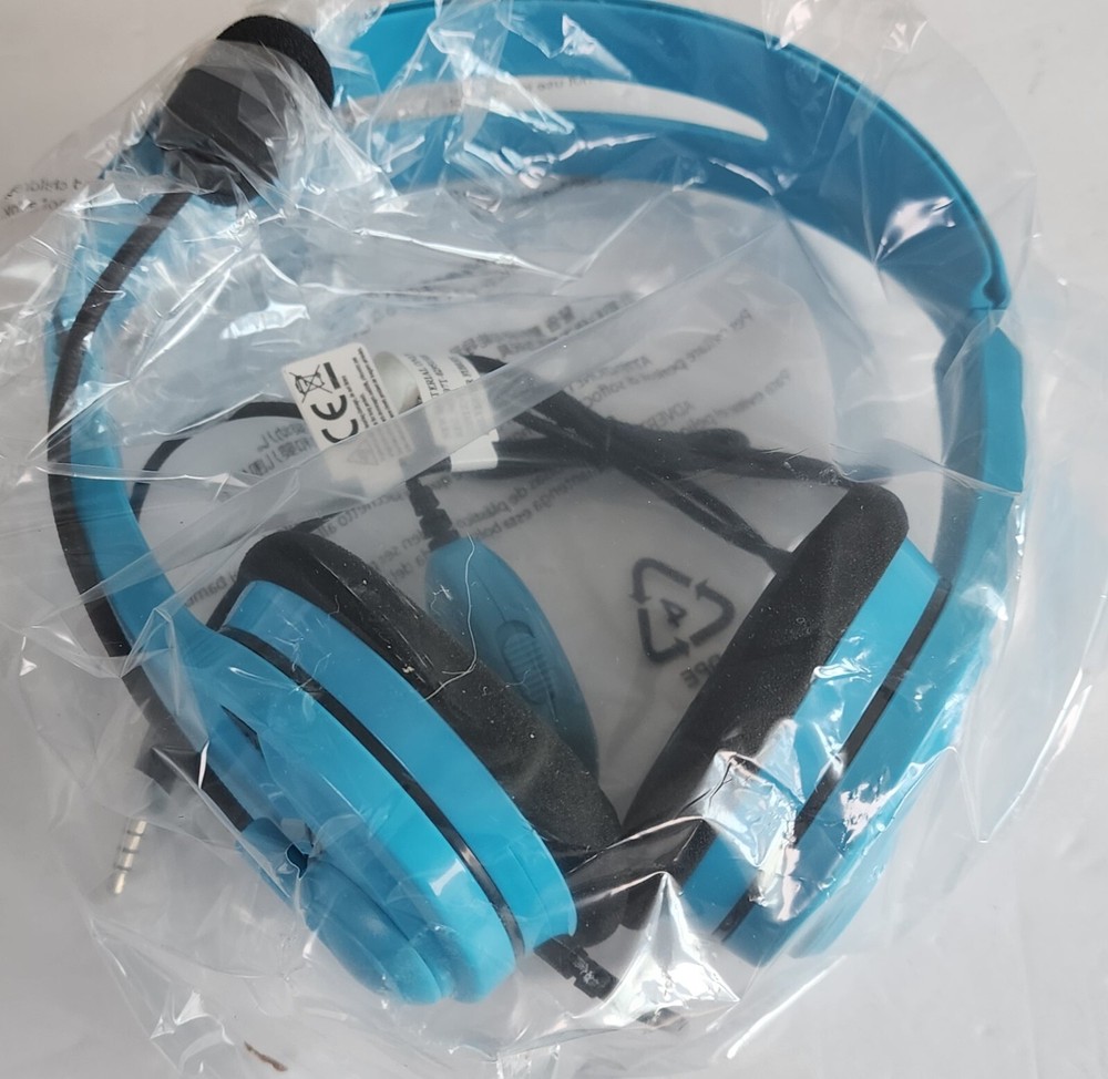 Amazon Basics Gaming Headset for PC, Switch, Xbox, PS4 and pc , Blue