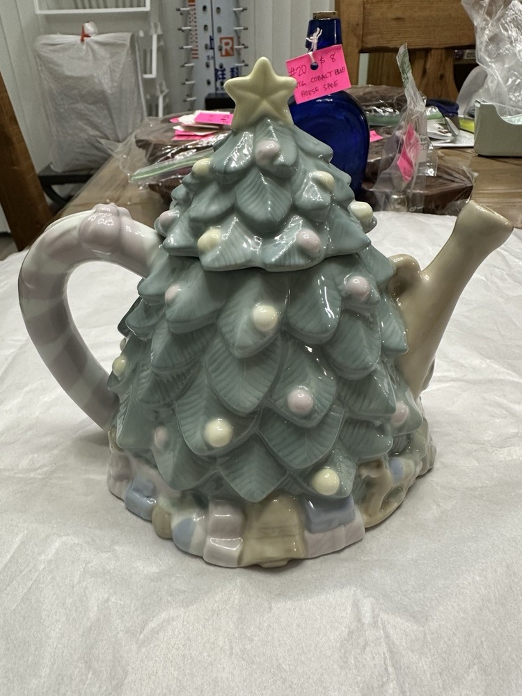 Christmas Tree Tea Pot By Lennox