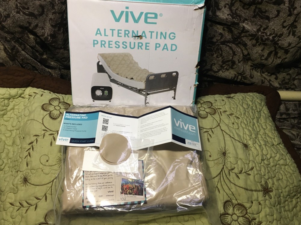 Vive Alternating Pressure Pad (Pad Replacement Only) For Bedridden Patients