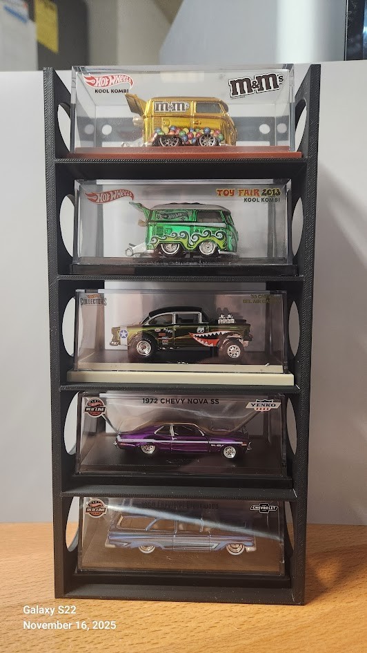 Hot Wheels RLC or M2 Case display Rack