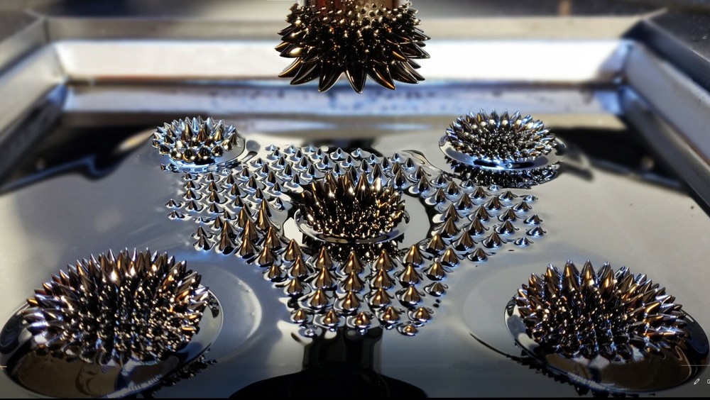 Ferrofluid Display Professional Exhibit