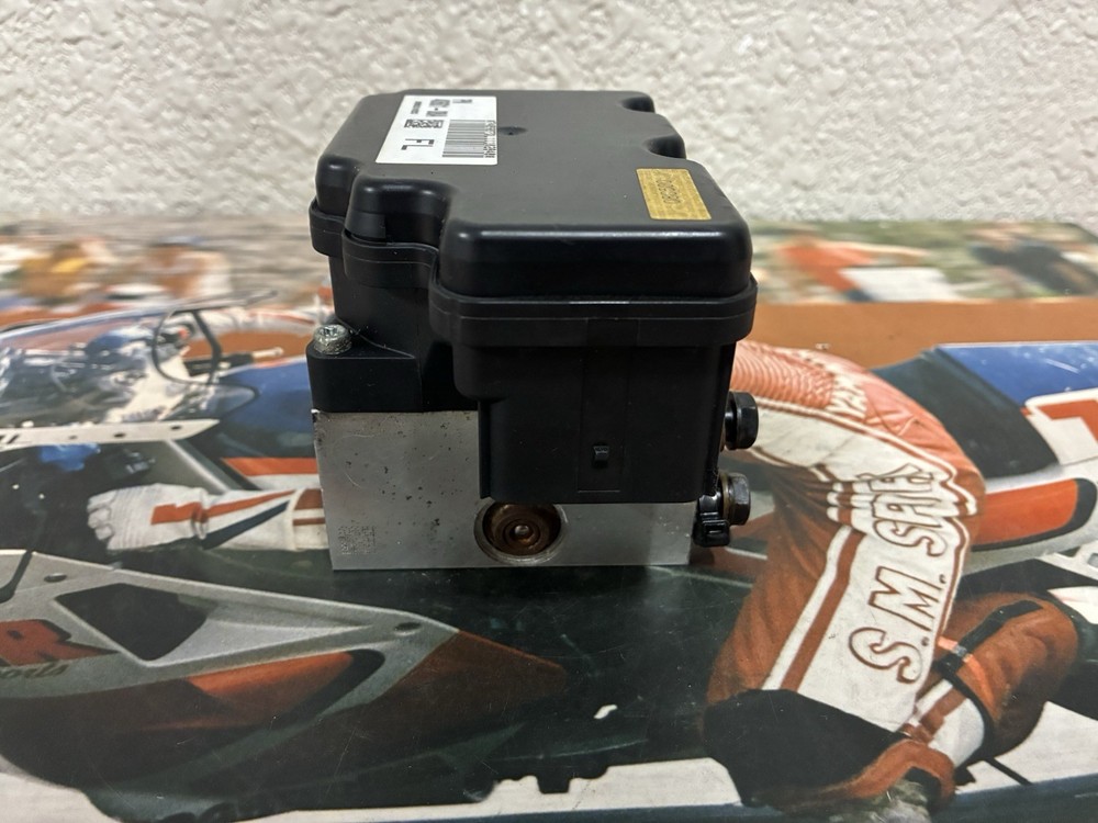 2011 HARLEY-DAVIDSON STREET GLIDE ROAD GLIDE ABS PUMP UNIT MODULE 40601-08A