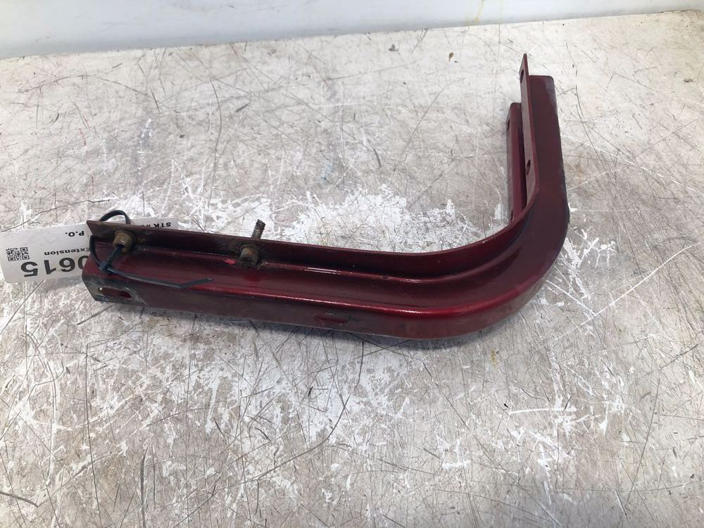 2013 Peterbilt 587 Cab Extension Bracket (778-10014)