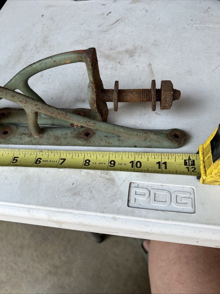 Vintage Case Iron Shelf Bracket Pair Unbranded 3 Sets