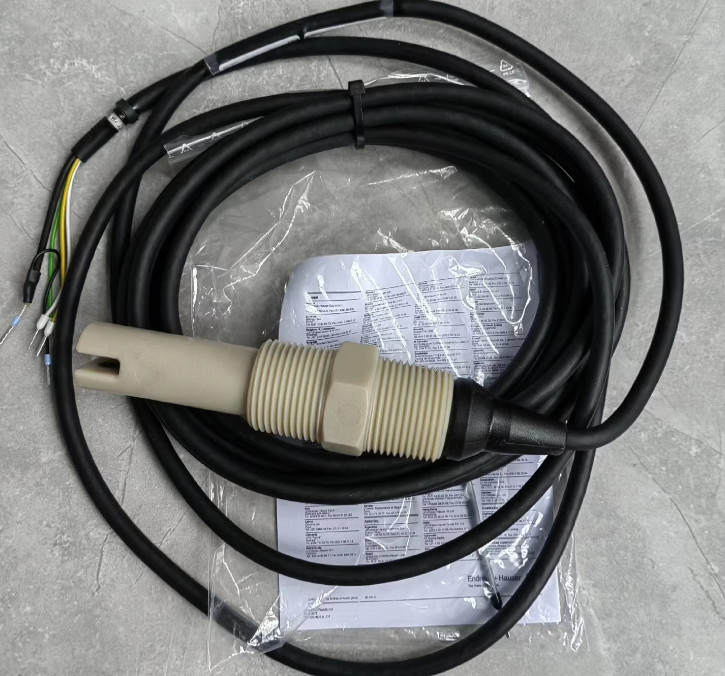 1pcs Endress+Hauser CLS21-C1N2A Analog Conductivity Sensor