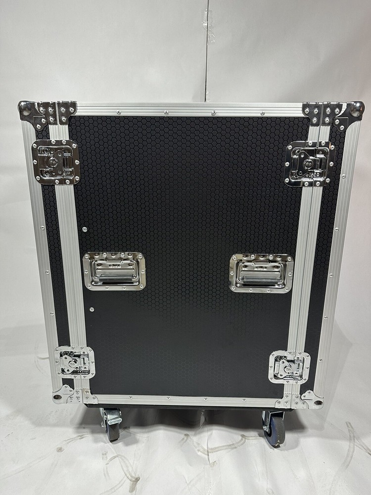 LASE Pro 16 Space ATA SHOCK MOUNT Style Amp Rack Flight Case (28" Deep)