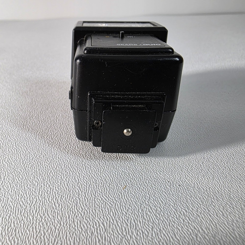 Vintage Sears 35mm Auto Electronic Flash Model 330.80170