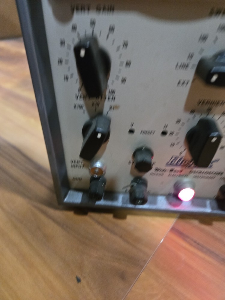 Hichkok Oscilloscope Electrical Instrument Model 677 Tested