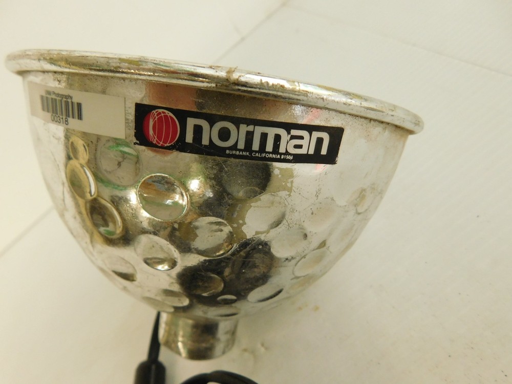 NORMAN REFLECTOR W/ LIGHT (MIQ23)