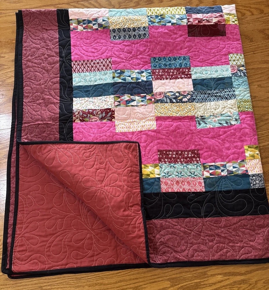 Quilt homemade machine Stitch Lap Quilt Wine Pinks Patchwork 72 X 65”