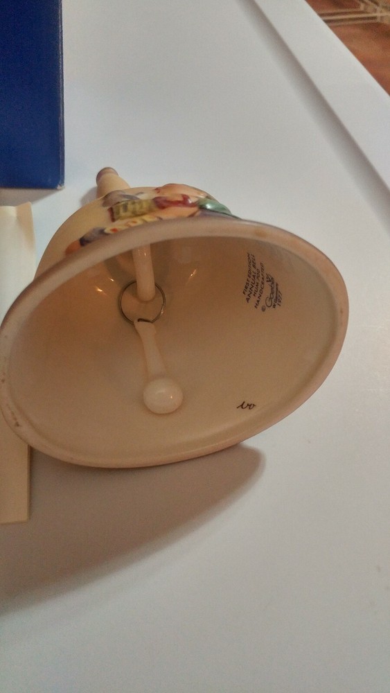 Hummel 1978 Annual Bell