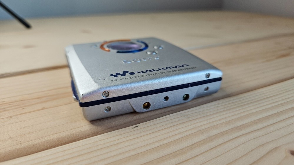 Sony MZ-E606W MDLP Minidisc Player - Tested and Fully Working - Player Only
