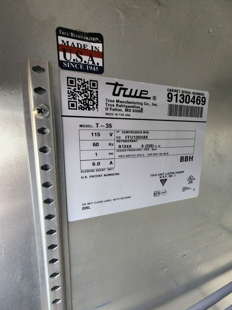 TRUE T-35 TWO SECTION REACH-IN REFRIGERATOR