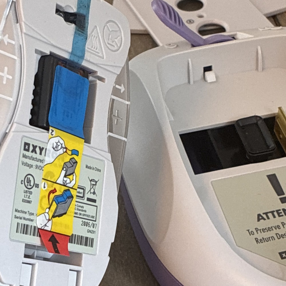 Xyron Disc Maker 48371 + Design Runner Cordless Printer Bundle w/D Discs (C9)