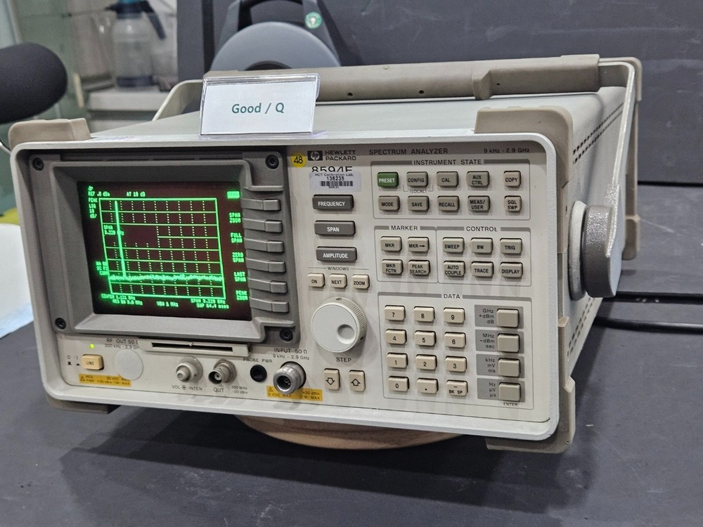HP 8594E : Spectrum Analyzer 2.9GHz (1056) Q
