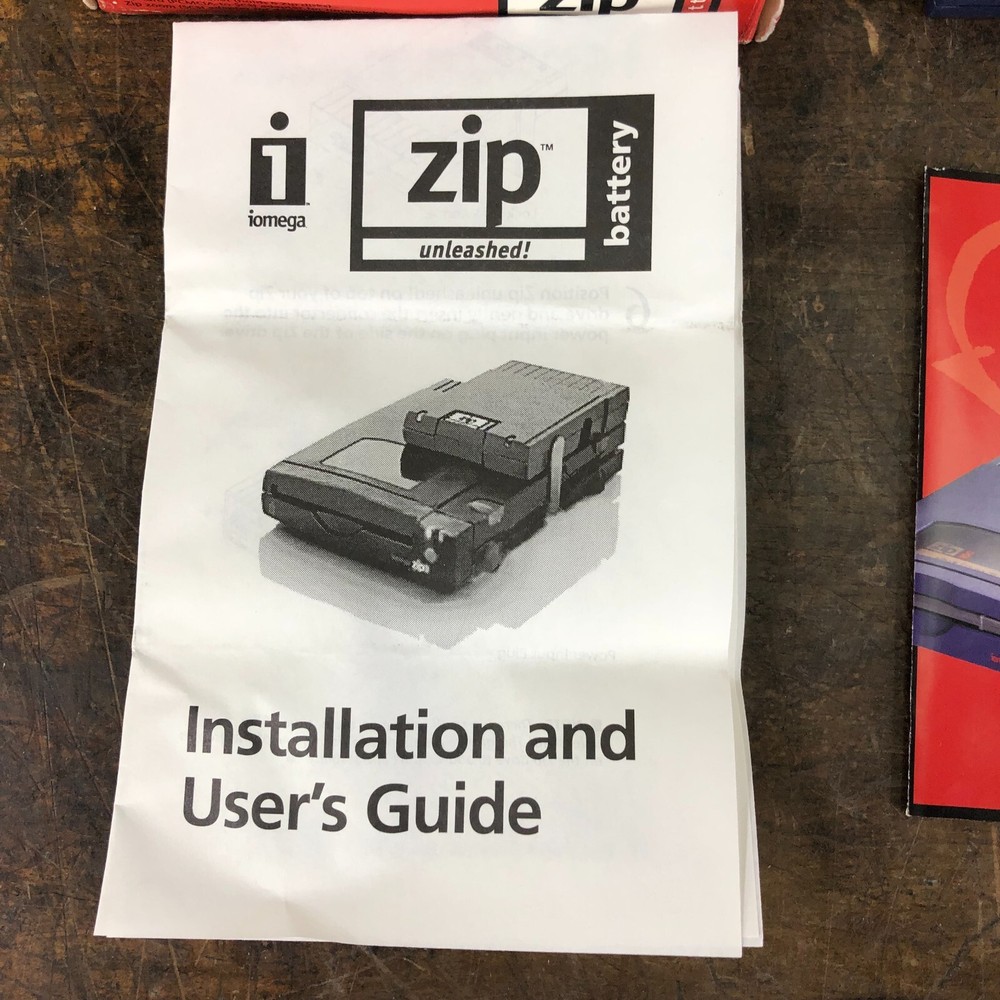 Iomega Zip Unleashed! Battery Pack Power Supply for Zip Disk Drives in BOX