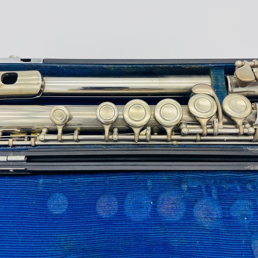 YAMAHA YFL-23 Flute Second hand NICKEL SILVER INSTRUMENT with case From JAPAN
