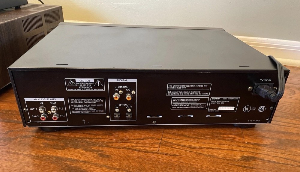 SONY PCM-R300 DIGITAL AUDIO RECORDER (SERVICED)