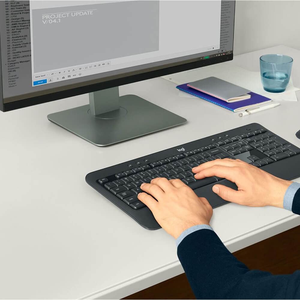 Logitech MK540 Advanced Wireless Keyboard and Mouse Combo Black